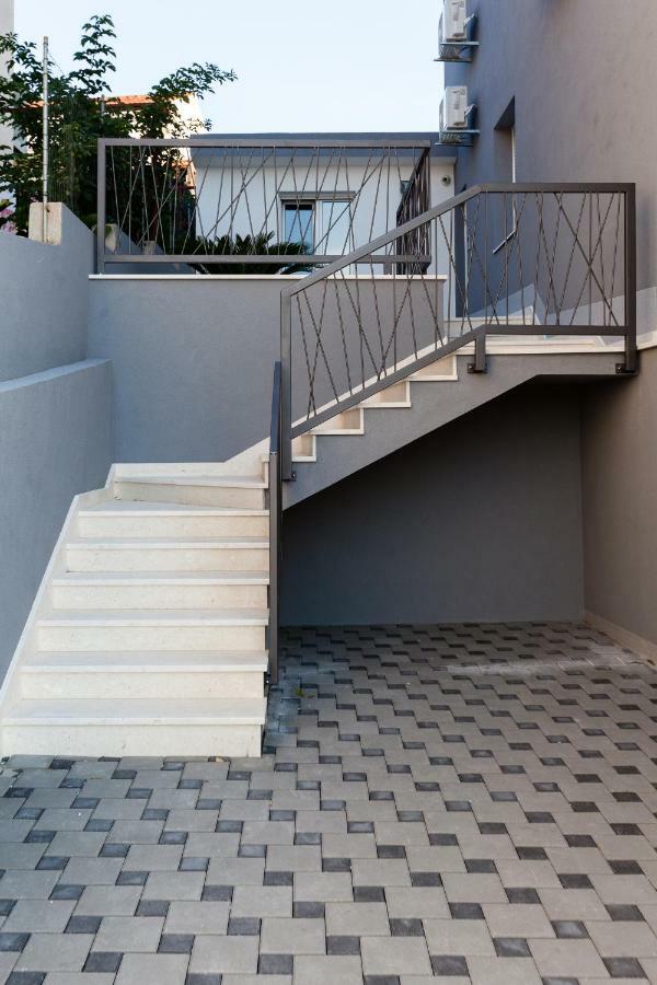 Luxury Villa Aria, Apartment Trogir Exterior photo